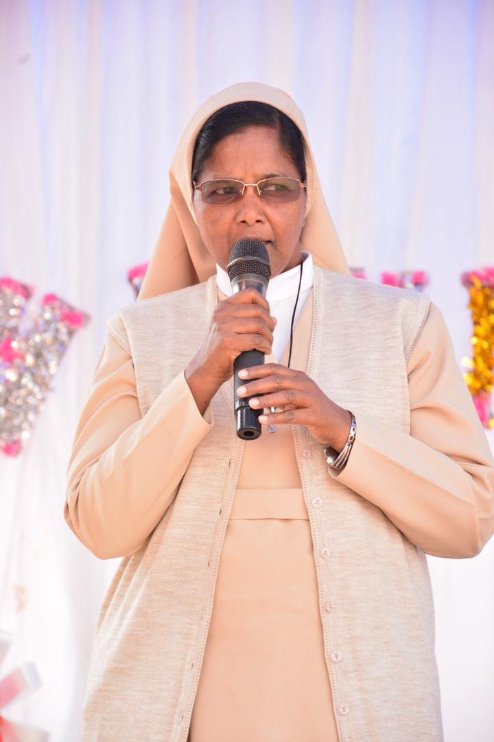 SR JOSEFINA MONTEIRO